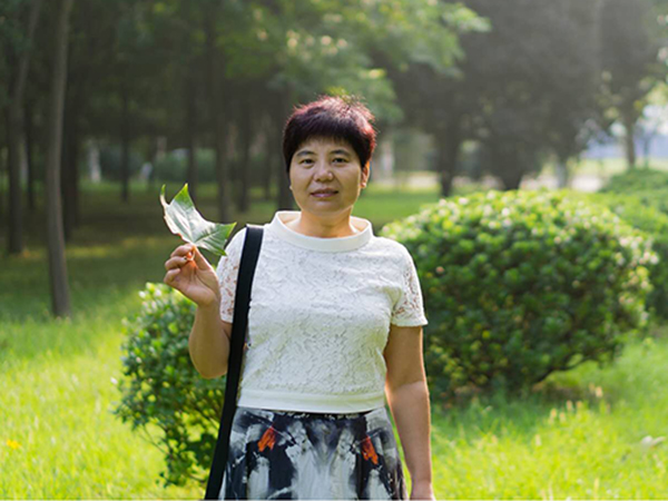 娄桂英