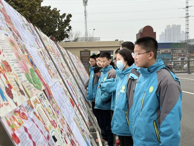 实践活动赋能成长 立德树人点亮青春——新乡市第十中学2025寒假德育实践活动优秀成果展